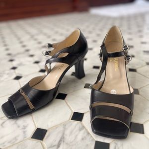 100% authentic Chanel Heels